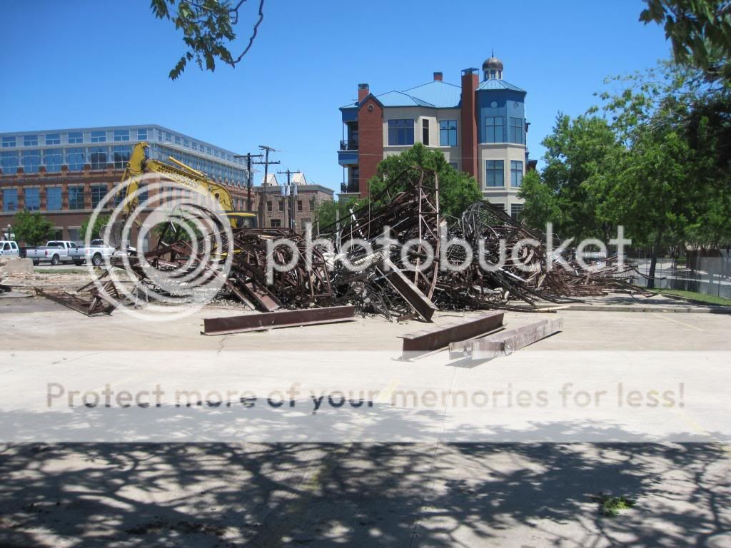Block of Grove, Weatherford, Pecan, & 1st Commercial Fort Worth Forum